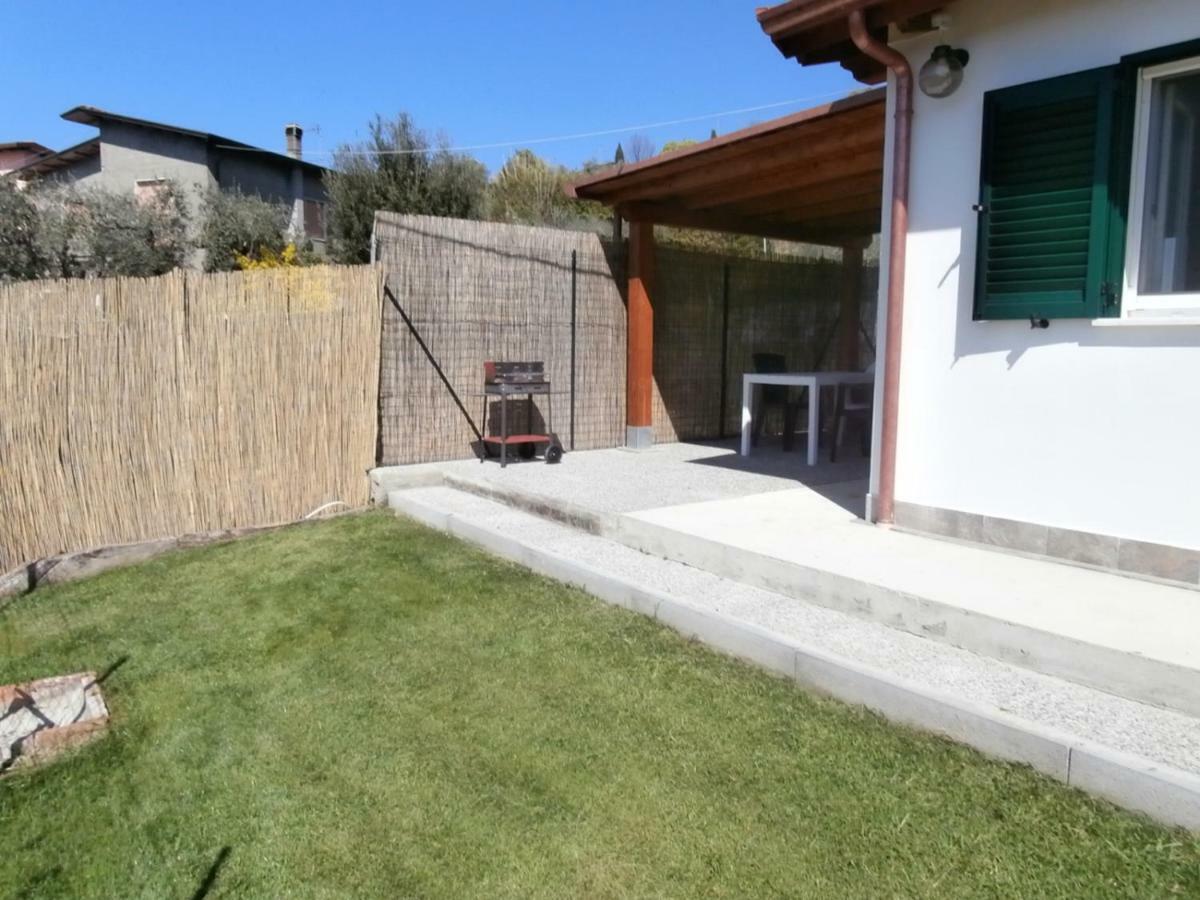Apartamento Bilo Francesca E Massimo Castelnuovo Magra Exterior foto